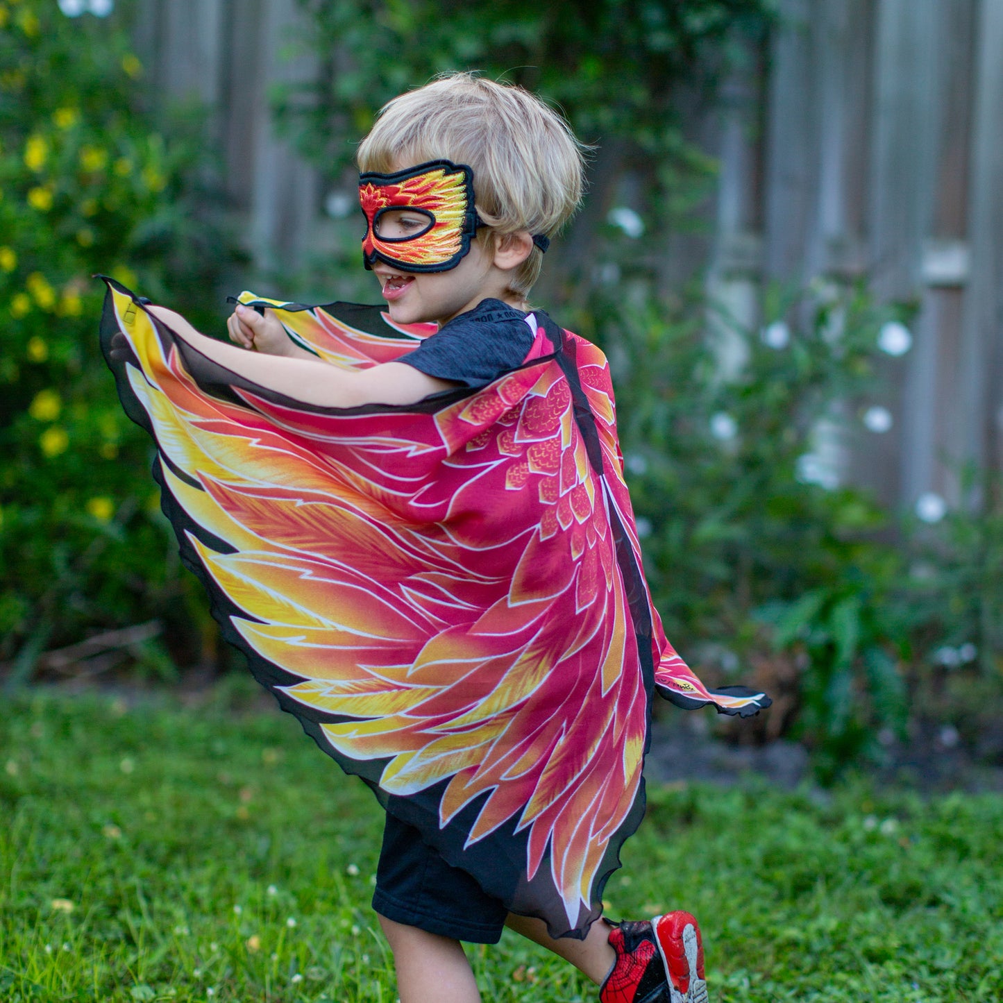 FANTASY CREATURES WINGS + MASK in eco-friendly cotton gift bag